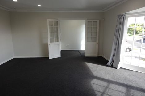 Photo of property in 2 The Anchorage, Sunnyhills, Auckland, 2010