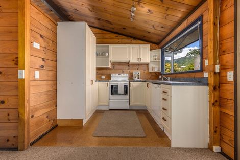 Photo of property in 7 Kanawa Street, Waikanae, 5036