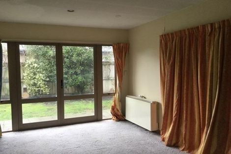Photo of property in 52 Blue Gum Place, New Brighton, Christchurch, 8083