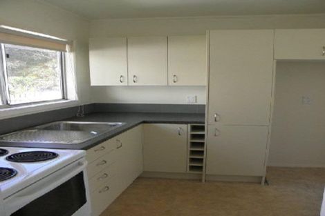 Photo of property in 1/33 Bentley Avenue, Glenfield, Auckland, 0629