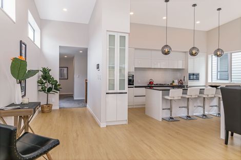 Photo of property in 41 Ascension Crescent, Orewa, 0931