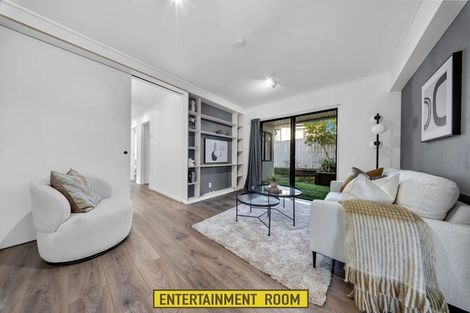 Photo of property in 17b Lynton Road, Bucklands Beach, Auckland, 2012