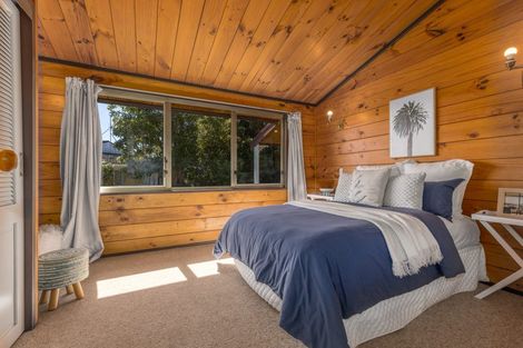 Photo of property in 7 Kanawa Street, Waikanae, 5036