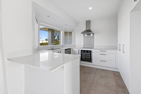 Photo of property in 2b Layton Road, Manly, Whangaparaoa, 0930