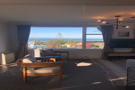 Photo of property in 17 Queen Street, Brighton, Dunedin, 9035