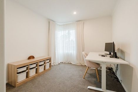 Photo of property in 26 Nielsen Gardens, Rototuna, Hamilton, 3210