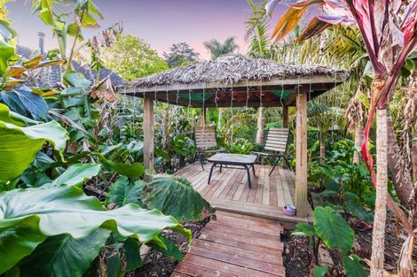 Photo of property in 14 Norman Close, The Gardens, Auckland, 2105