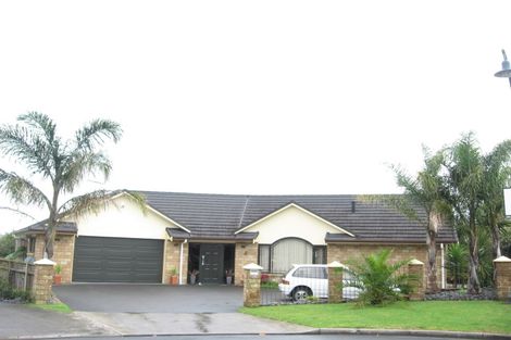 Photo of property in 15 Kumar Place, The Gardens, Auckland, 2105