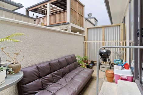 Photo of property in 8d Heath Street, Mount Maunganui, 3116
