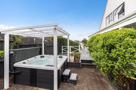 Photo of property in 44 Polkinghorne Drive, Manly, Whangaparaoa, 0930