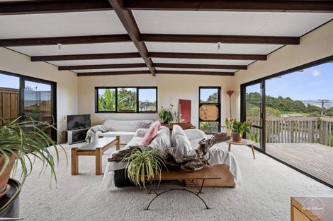 Photo of property in 37 Whaka Street, Maungaturoto, 0520