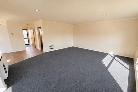 Photo of property in 1/58a Daniels Road, Redwood, Christchurch, 8051