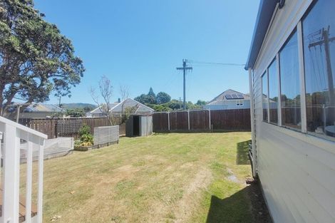 Photo of property in 21 Dimock Street, Titahi Bay, Porirua, 5022