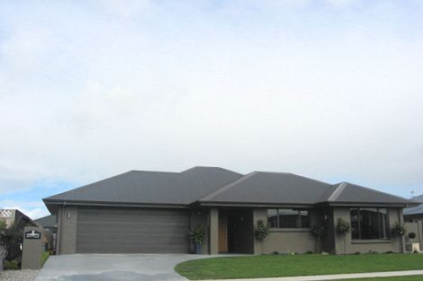 Photo of property in 4 De Castro Drive, Blenheim, 7201