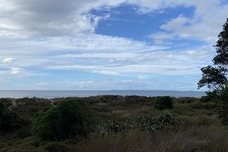 Photo of property in 221 Papamoa Beach Road, Papamoa Beach, Papamoa, 3118