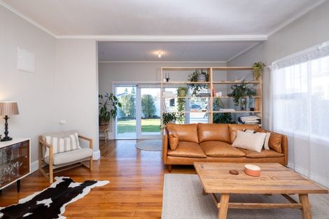 Photo of property in 172 Vigor Brown Street, Napier South, Napier, 4110