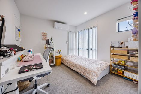 Photo of property in 56 Picturesque Drive, Flat Bush, Auckland, 2019