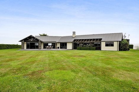 Photo of property in 17 Lower Duthie Road, Kapuni, Hawera, 4675