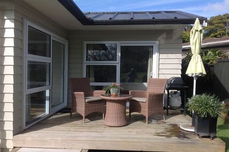 Photo of property in 14 Sale Street, Cockle Bay, Auckland, 2014