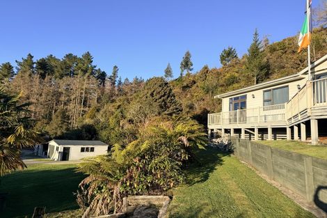 Photo of property in 9 Rosstown Road, Reefton, 7830