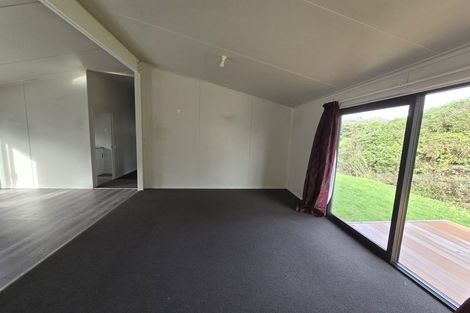 Photo of property in 23b Dorset Grove, Cannons Creek, Porirua, 5024