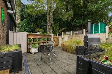 Photo of property in 812 West Coast Road, Oratia, Auckland, 0604