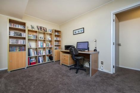 Photo of property in 36a Orchard Road, Waiake, Auckland, 0630