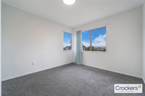 Photo of property in 21 Edgware Road, West Harbour, Auckland, 0618