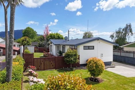 Photo of property in 36 Neri Crescent, Pomare, Rotorua, 3015