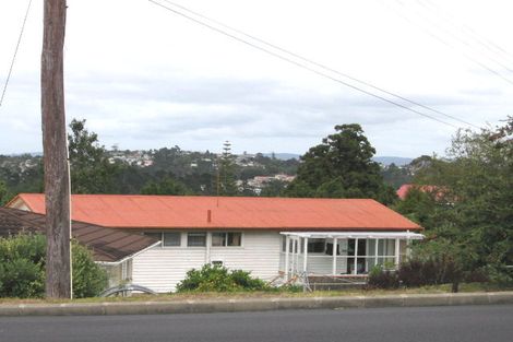 Photo of property in 1/300 Glenfield Road, Glenfield, Auckland, 0629