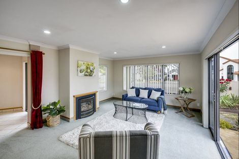 Photo of property in 3 Phoenix Place, Havelock North, 4130