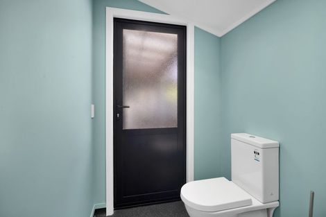 Photo of property in 9 Beach Road, Patea, 4520