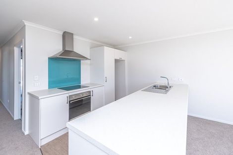 Photo of property in 6a Cross Street, Castlecliff, Whanganui, 4501