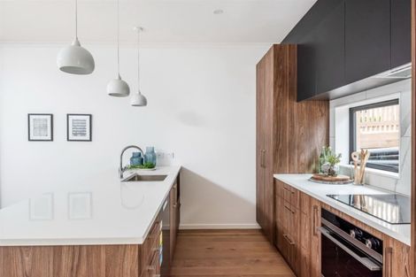 Photo of property in 1 Te One Place, Redwood, Christchurch, 8051