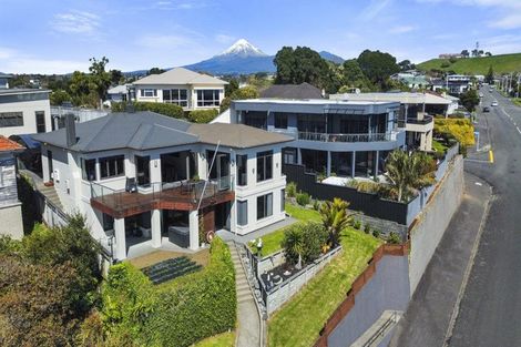 Photo of property in 3a Mission Street, Moturoa, New Plymouth, 4310