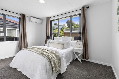 Photo of property in 12 Takatimu Way, Johnsonville, Wellington, 6037