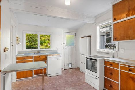 Photo of property in 20 Sunset Parade, Plimmerton, Porirua, 5026