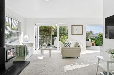 Photo of property in 65 Richmond Avenue, Richmond Heights, Taupo, 3330