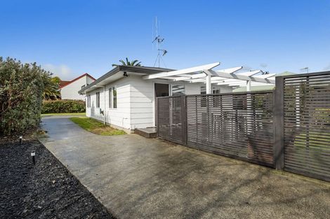 Photo of property in 15b Queen Road, Bellevue, Tauranga, 3110
