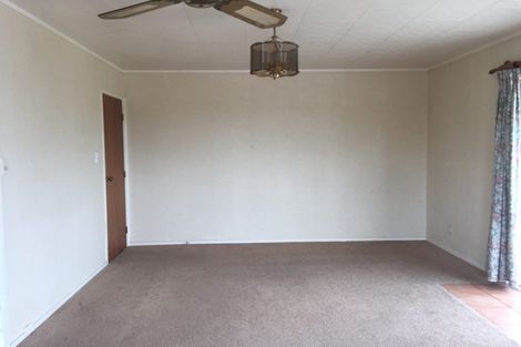 Photo of property in 126 Sunset Road, Unsworth Heights, Auckland, 0632