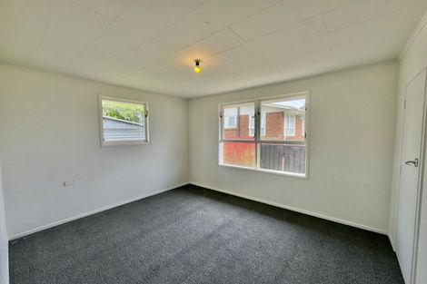 Photo of property in 17 Geoffrey Place, Mangere East, Auckland, 2024