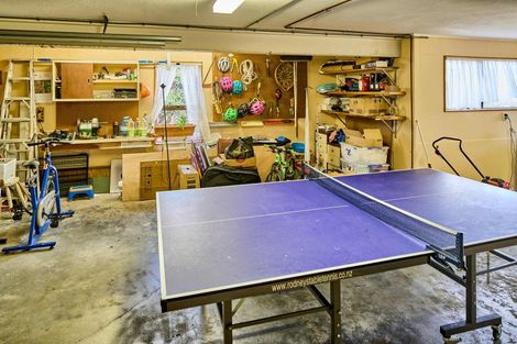 Photo of property in 16 Chestnut Grove, Maungaraki, Lower Hutt, 5010