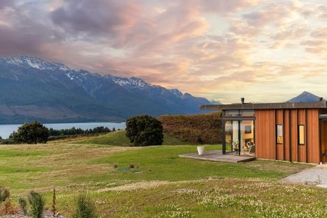 Photo of property in Wyuna, 5 River Valley View, Glenorchy, 9372