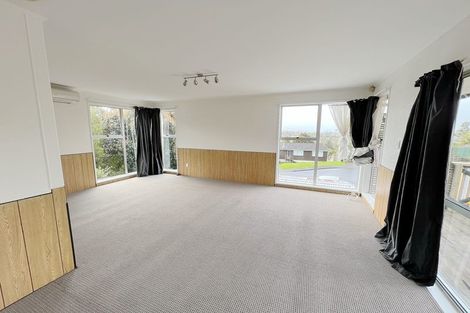 Photo of property in 5 Kilcar Place, Massey, Auckland, 0614