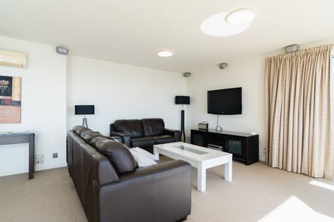 Photo of property in 61d Earls Road, Saint Clair, Dunedin, 9012