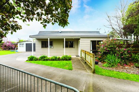 Photo of property in 23 Chadwick Place, Highbury, Palmerston North, 4412