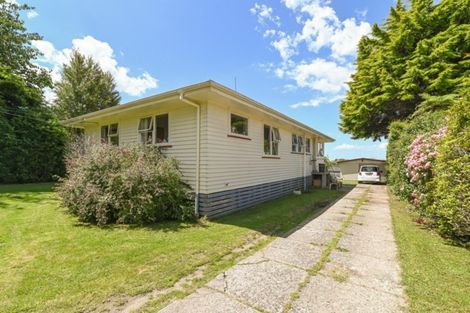 Photo of property in 27 Island View Road, Western Heights, Rotorua, 3015