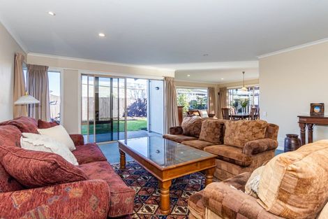 Photo of property in 2a Chateau Close, Gleniti, Timaru, 7910