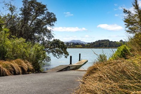 Photo of property in 79 Bishop Lane, Tawharanui Peninsula, Matakana, 0986