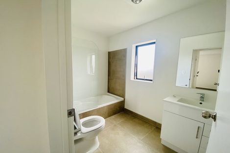 Photo of property in 26 Black Beech Crescent, Takanini, 2110